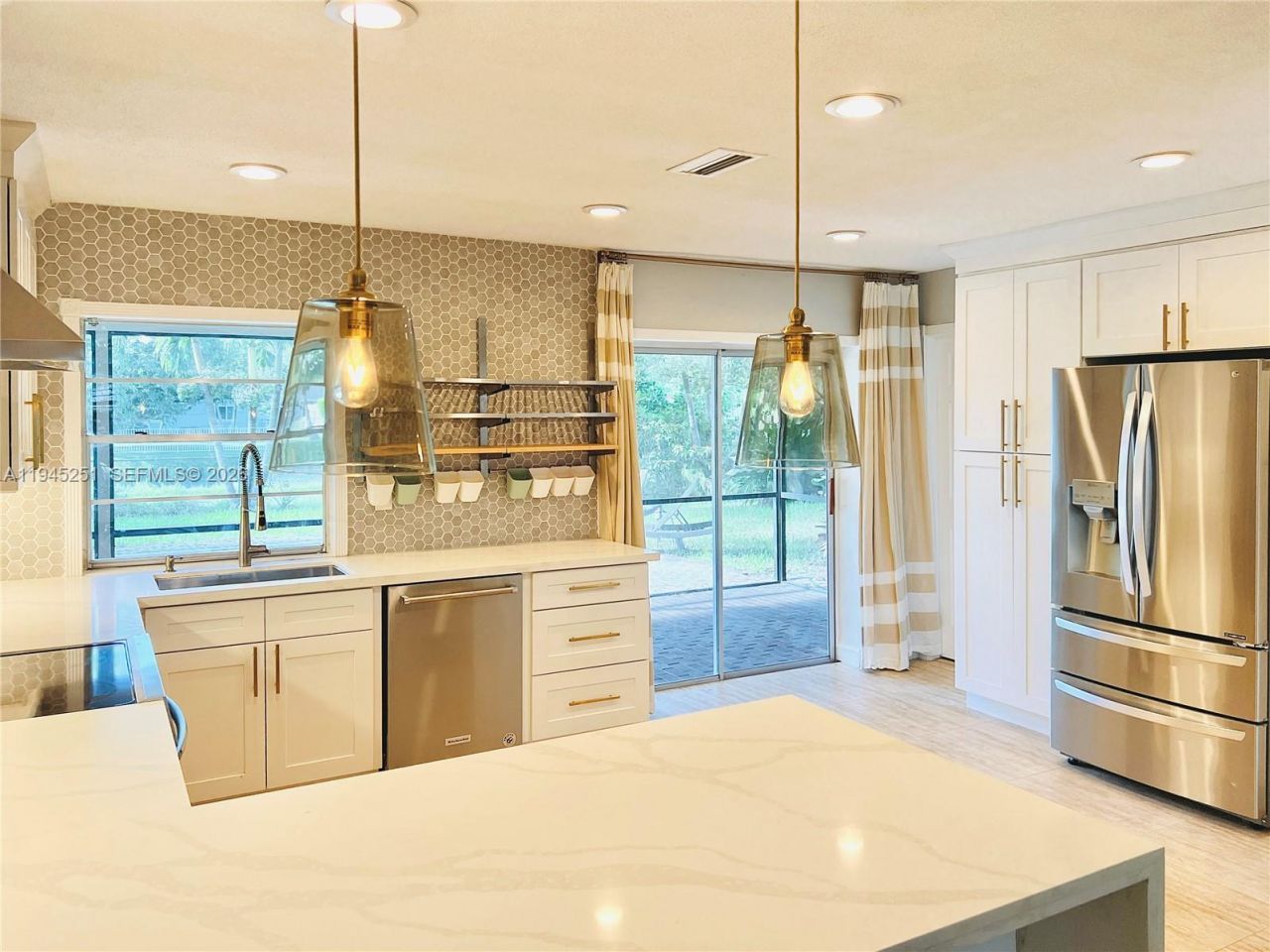 7470 NW 10th Ct, Plantation, FL 33313 Photo