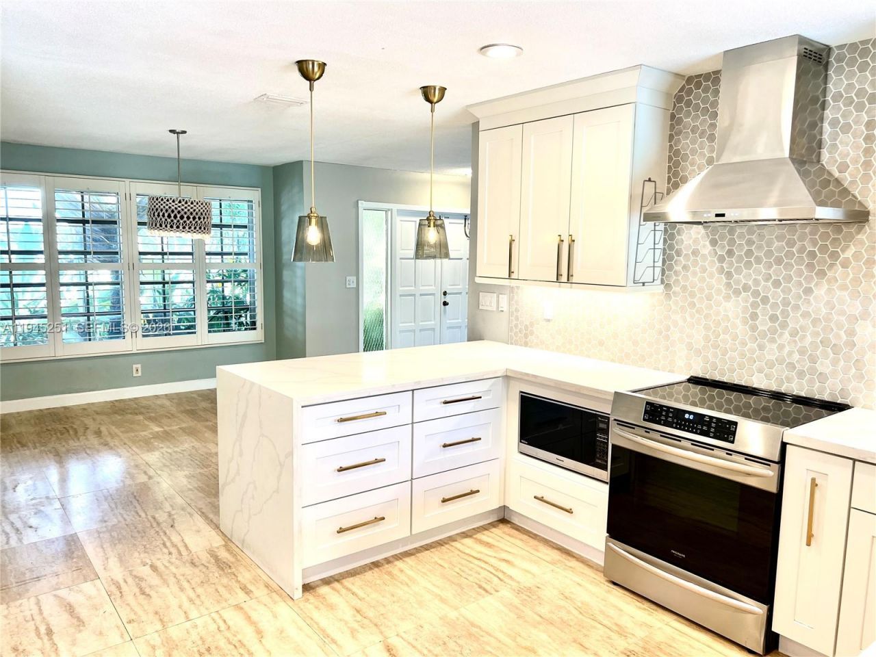 7470 NW 10th Ct, Plantation, FL 33313 Photo