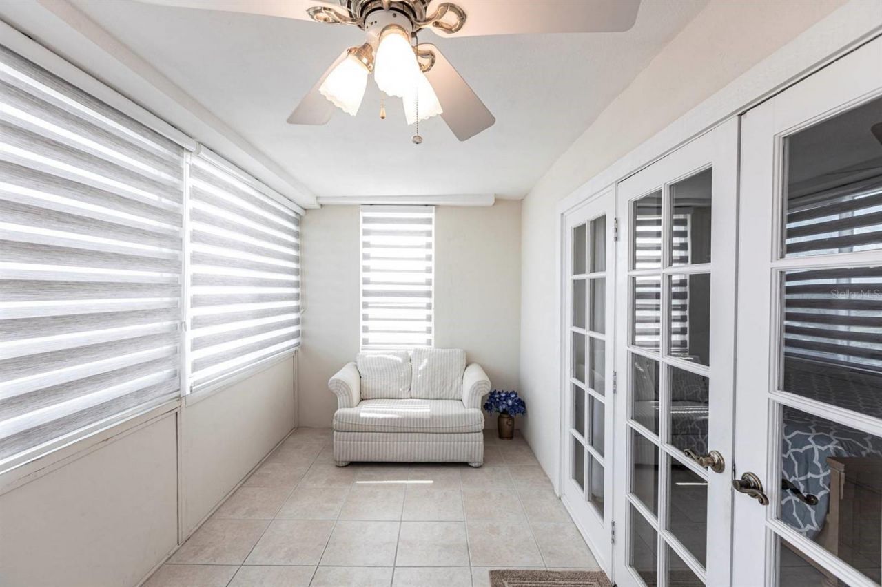 1125 W Peppertree Drive, Unit 707, Sarasota, FL 34242 Photo