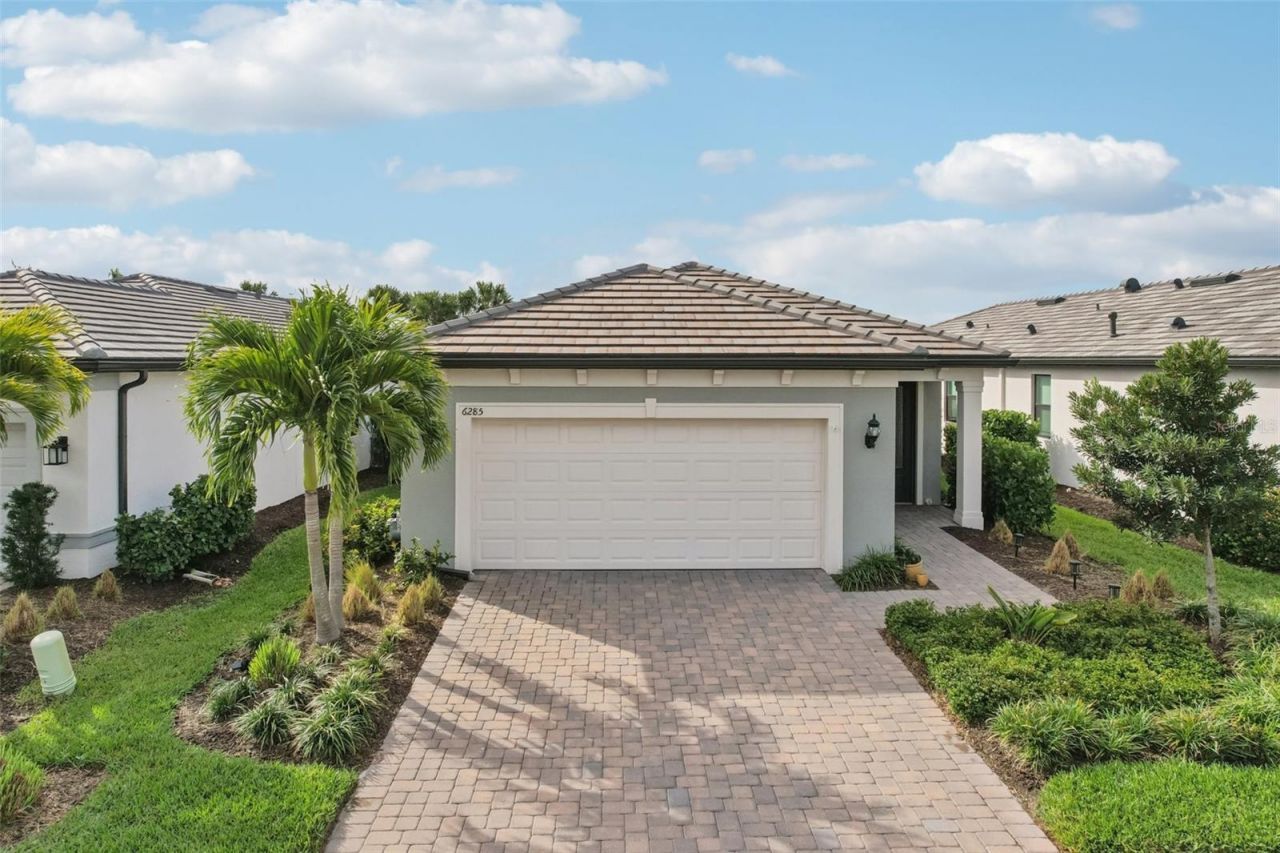6285 Winding Pine Drive, Nokomis, FL 34275 Photo