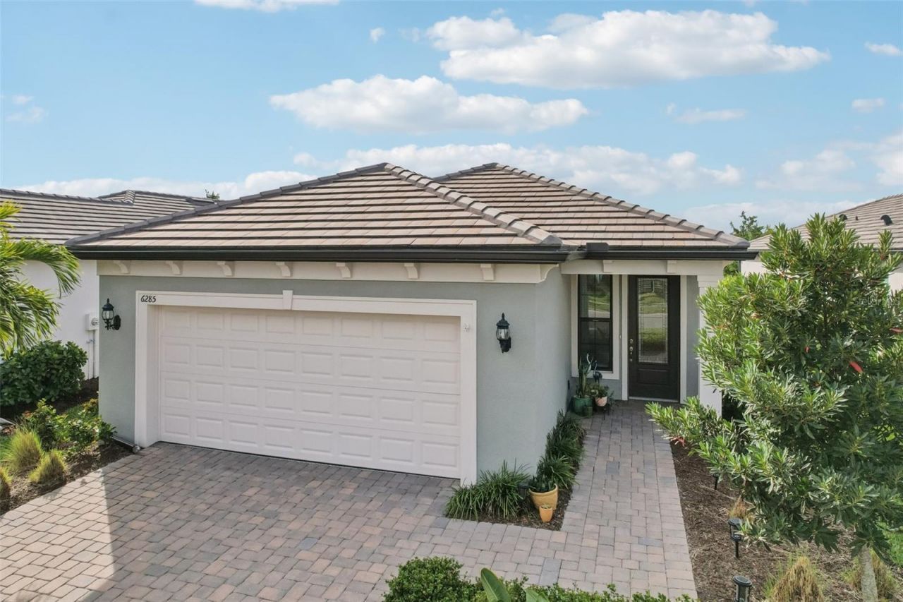 6285 Winding Pine Drive, Nokomis, FL 34275 Photo