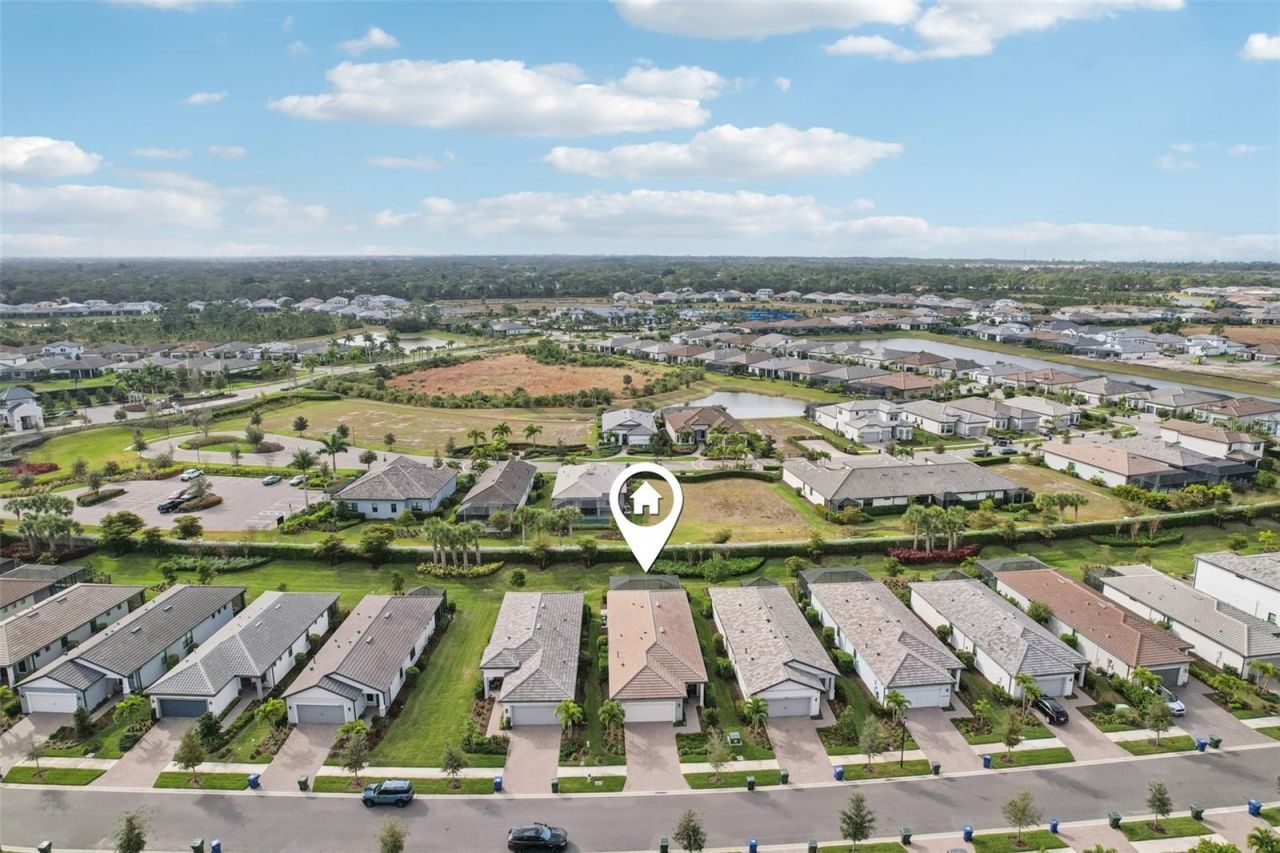 6285 Winding Pine Drive, Nokomis, FL 34275 Photo