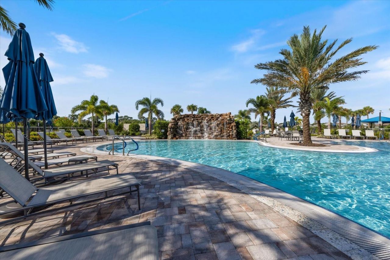 6285 Winding Pine Drive, Nokomis, FL 34275 Photo