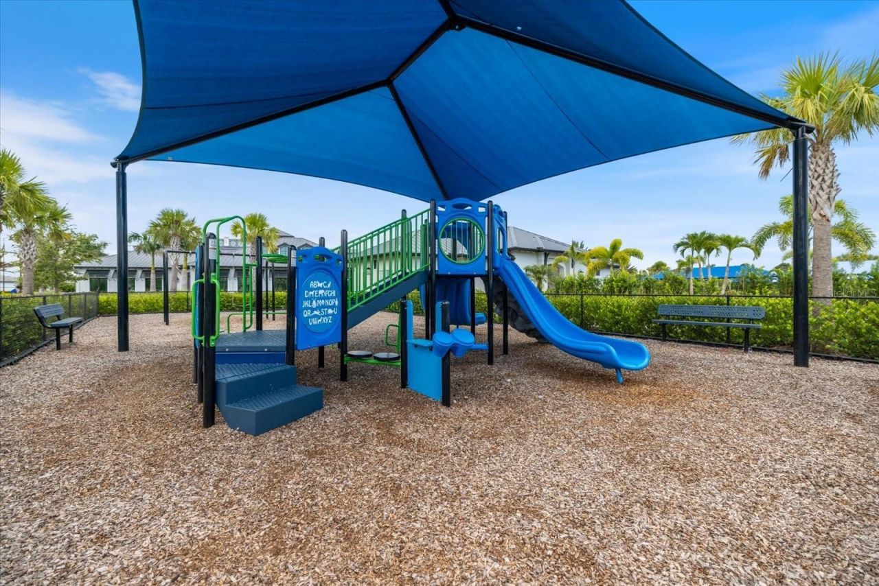 6285 Winding Pine Drive, Nokomis, FL 34275 Photo