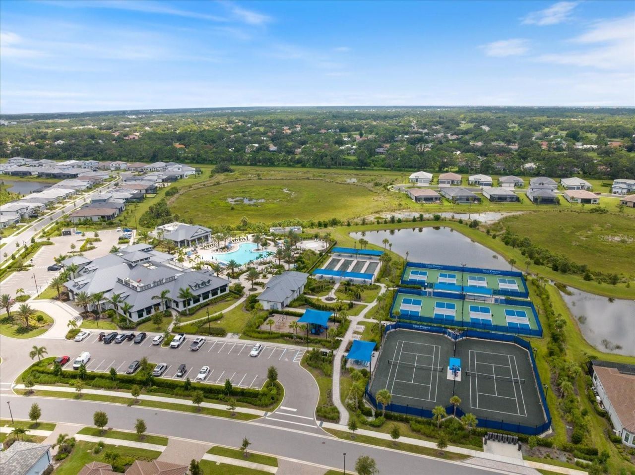 6285 Winding Pine Drive, Nokomis, FL 34275 Photo