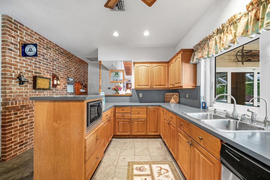 420 Muirfield Drive, Atlantis, FL 33462 Photo