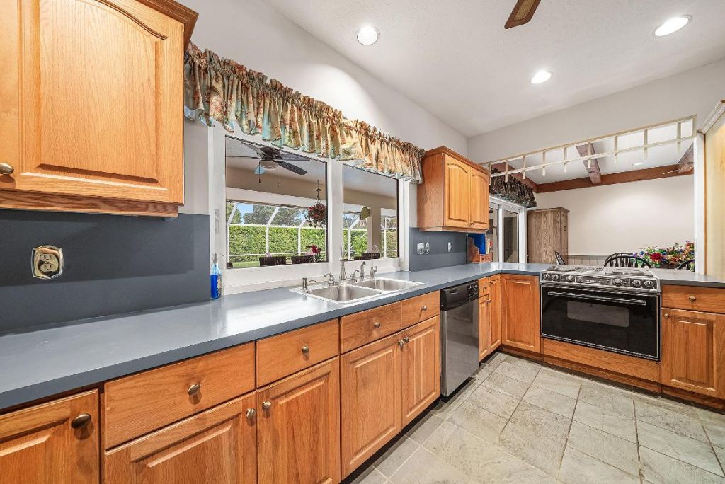 420 Muirfield Drive, Atlantis, FL 33462 Photo