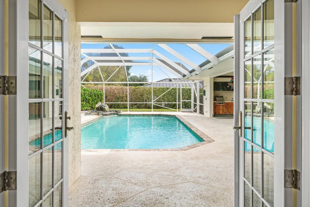 420 Muirfield Drive, Atlantis, FL 33462 Photo