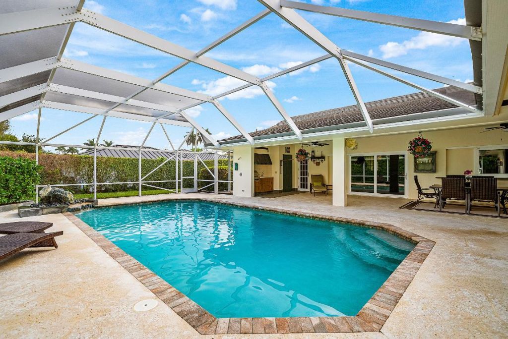 420 Muirfield Drive, Atlantis, FL 33462 Photo