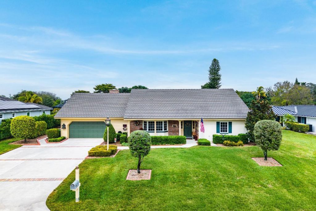 420 Muirfield Drive, Atlantis, FL 33462 Photo