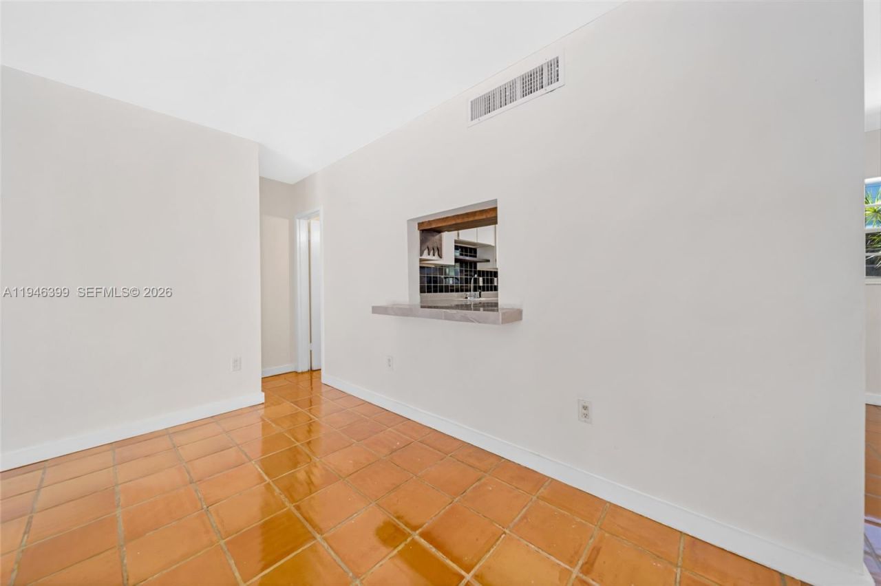 7412 Gary Av, Unit 7412, Miami Beach, FL 33141 Photo