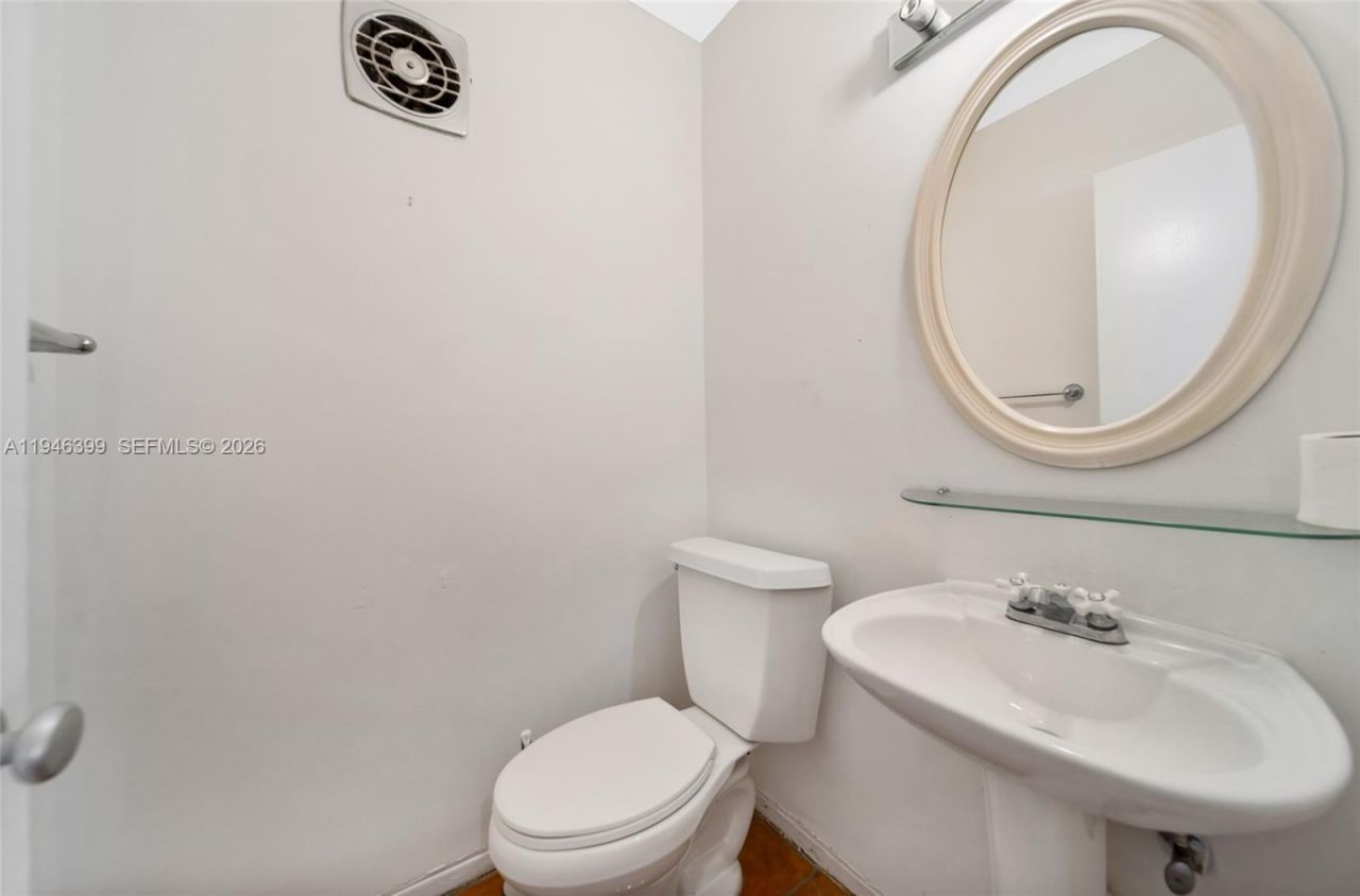 7412 Gary Av, Unit 7412, Miami Beach, FL 33141 Photo