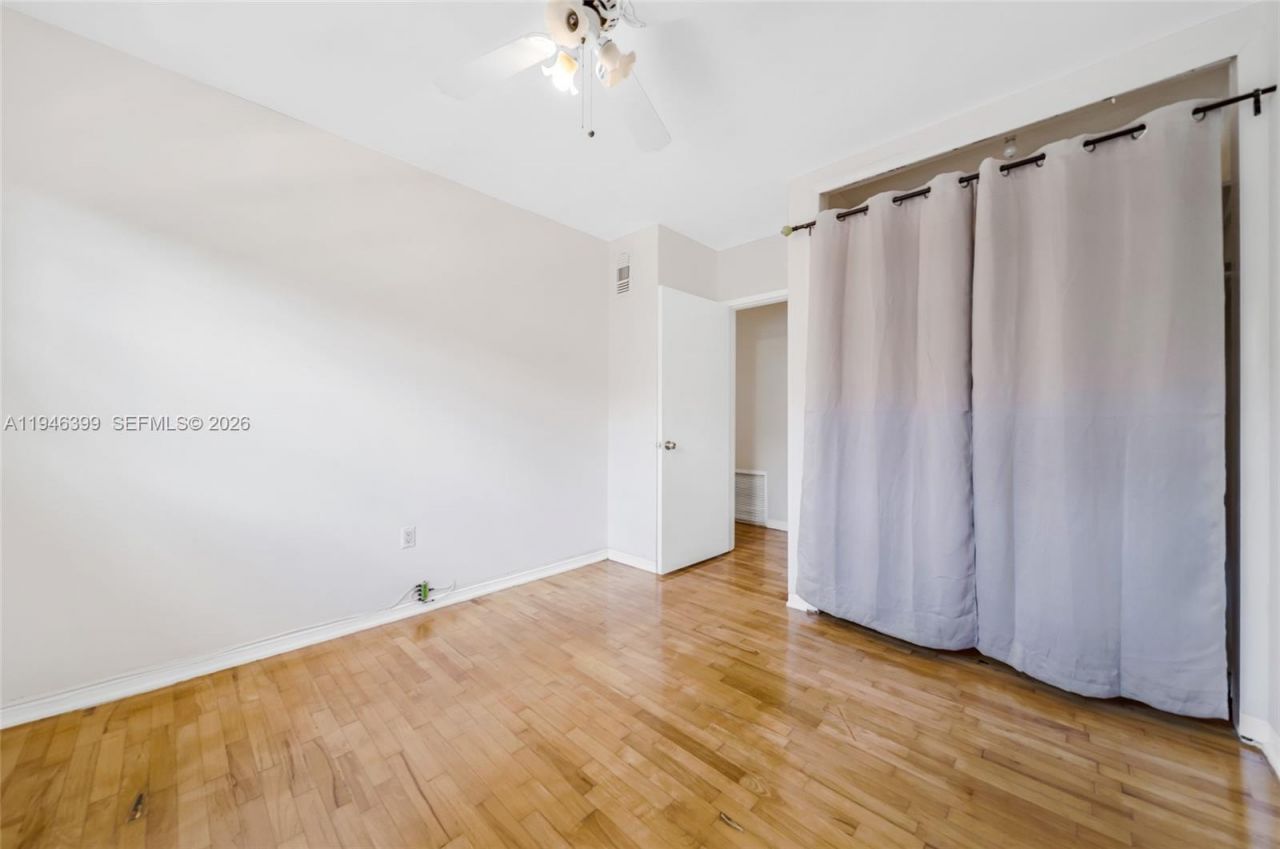 7412 Gary Av, Unit 7412, Miami Beach, FL 33141 Photo