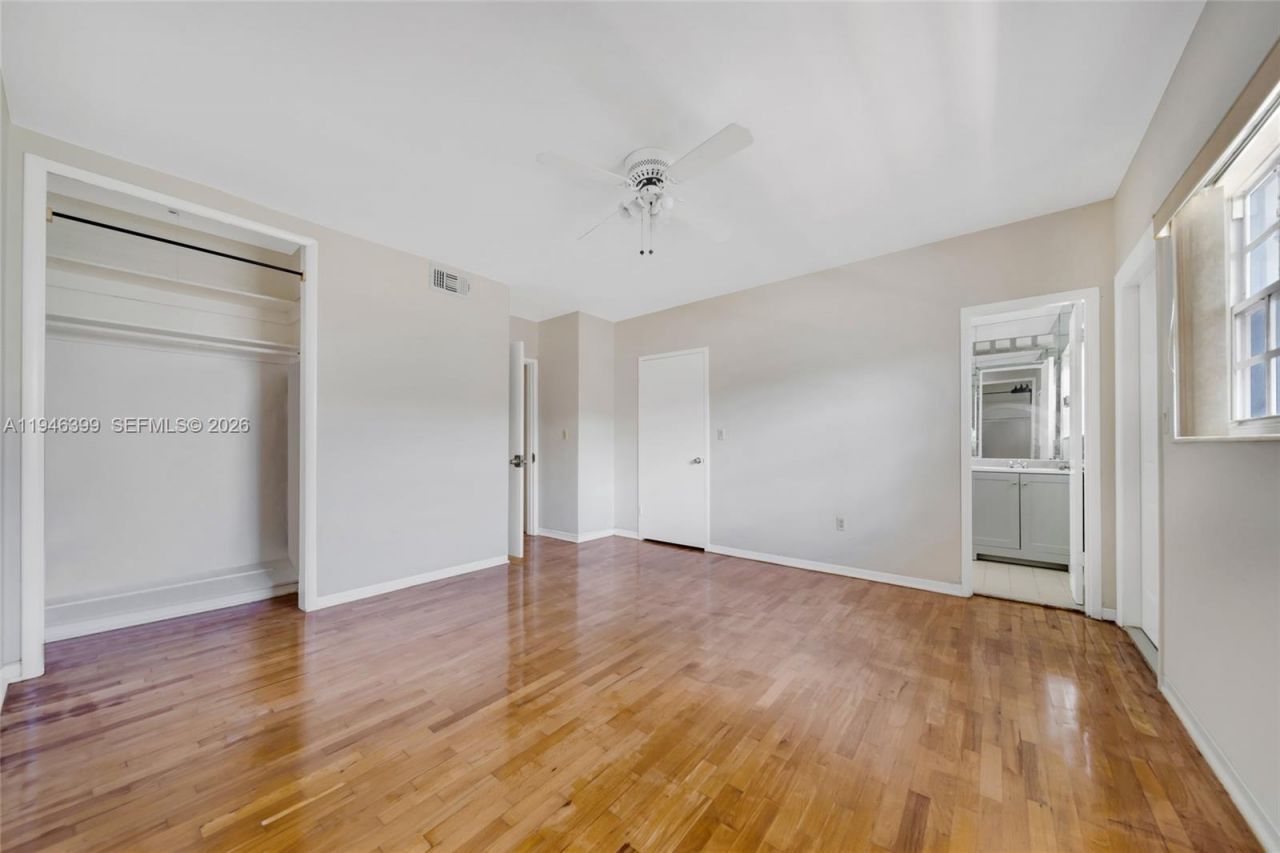 7412 Gary Av, Unit 7412, Miami Beach, FL 33141 Photo