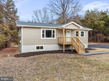 75 SOUTHERN DRIVE, STRASBURG, VA 22657