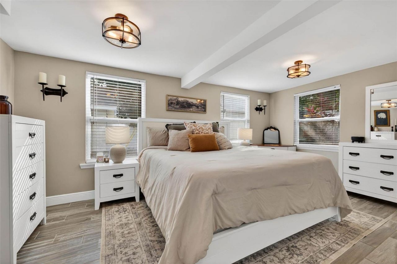 718 26th Avenue N, Saint Petersburg, FL 33704 Photo