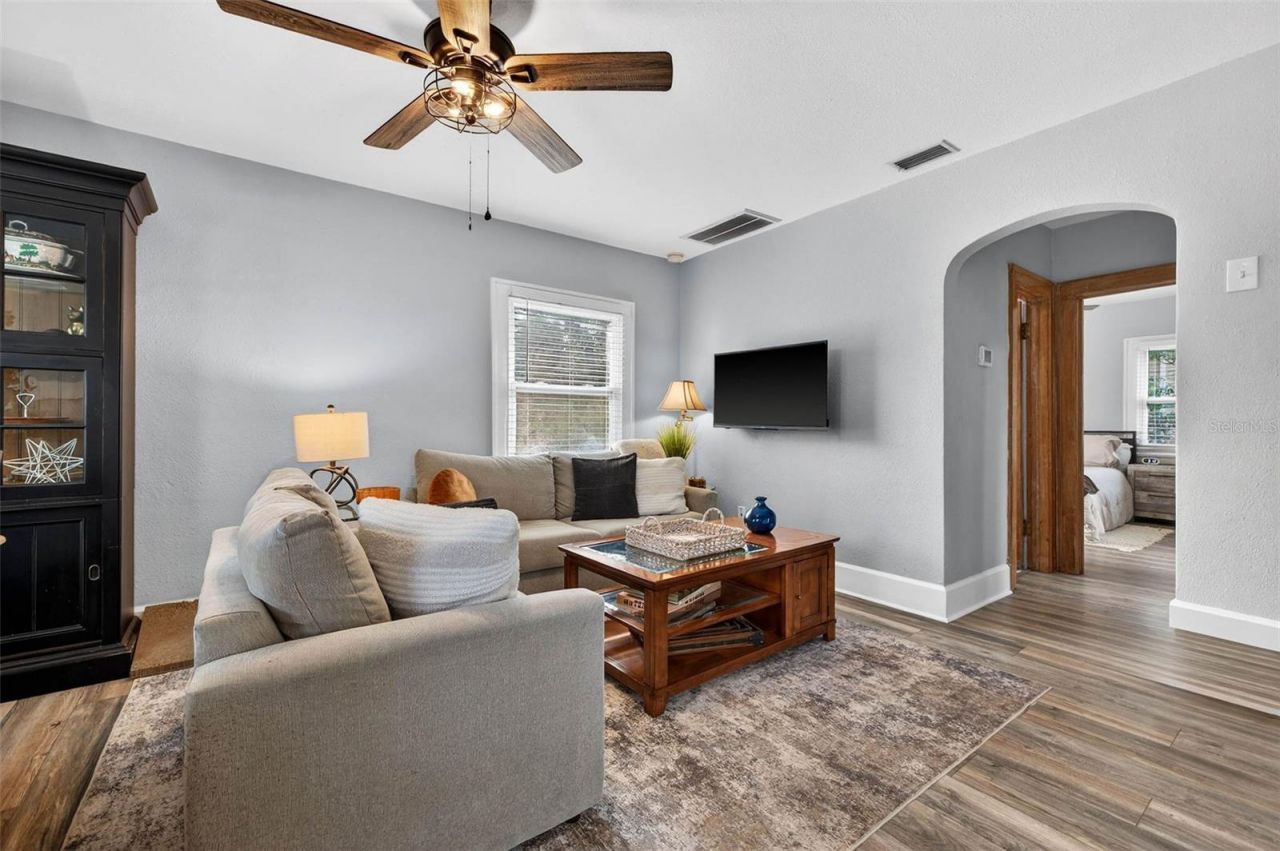 718 26th Avenue N, Saint Petersburg, FL 33704 Photo