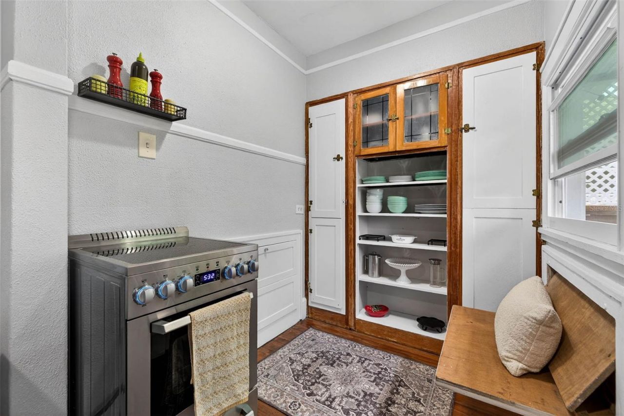 718 26th Avenue N, Saint Petersburg, FL 33704 Photo