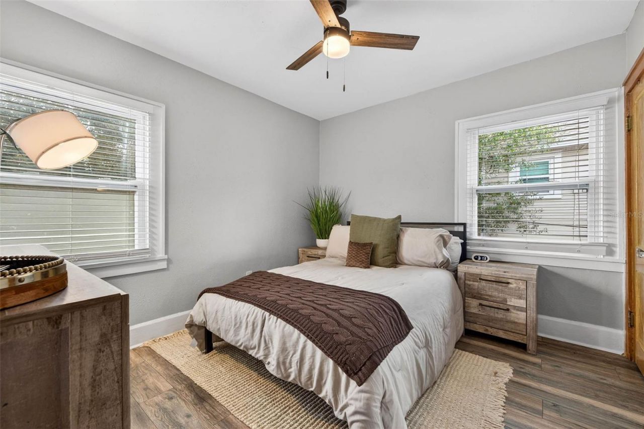 718 26th Avenue N, Saint Petersburg, FL 33704 Photo