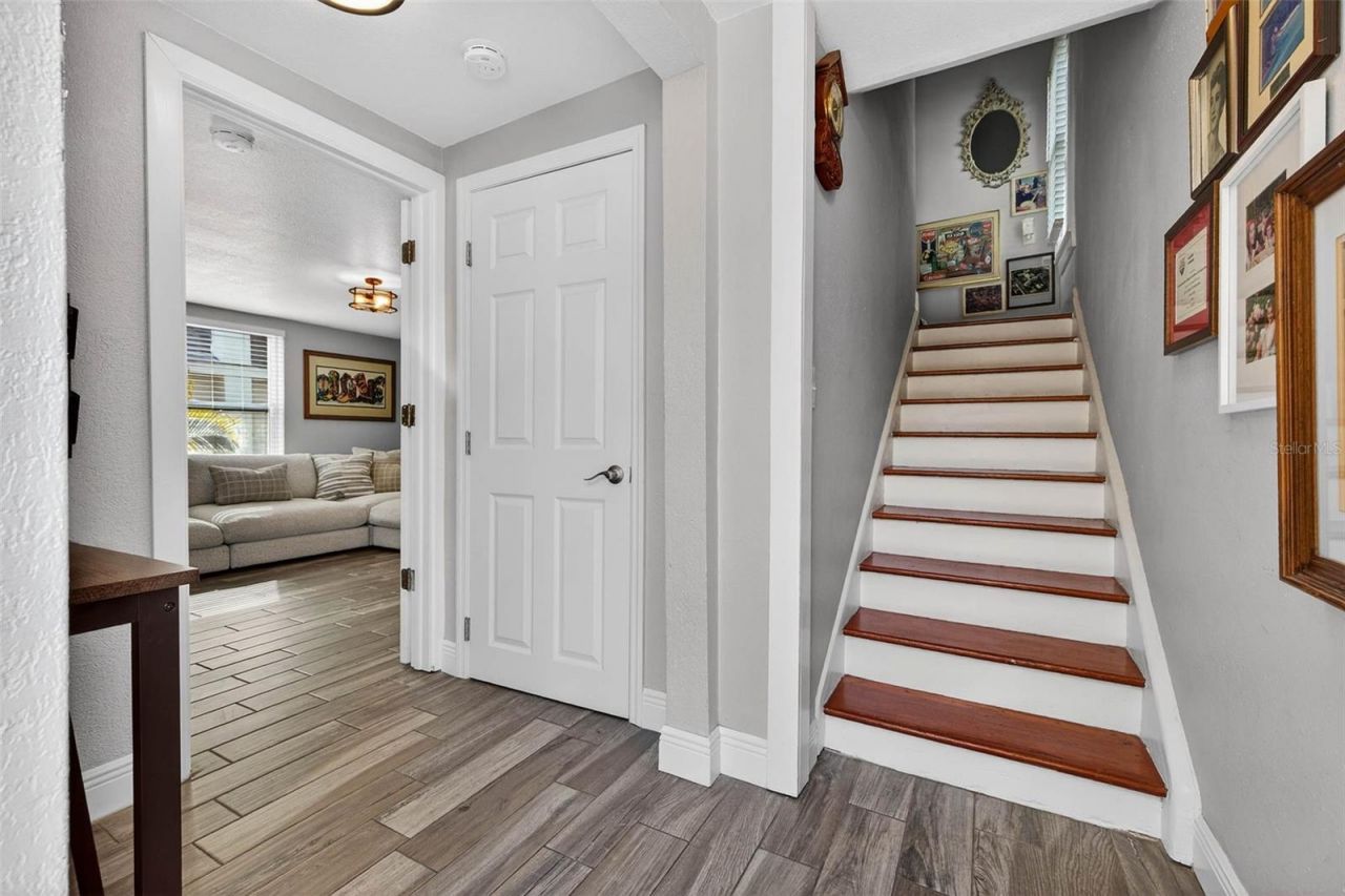 718 26th Avenue N, Saint Petersburg, FL 33704 Photo