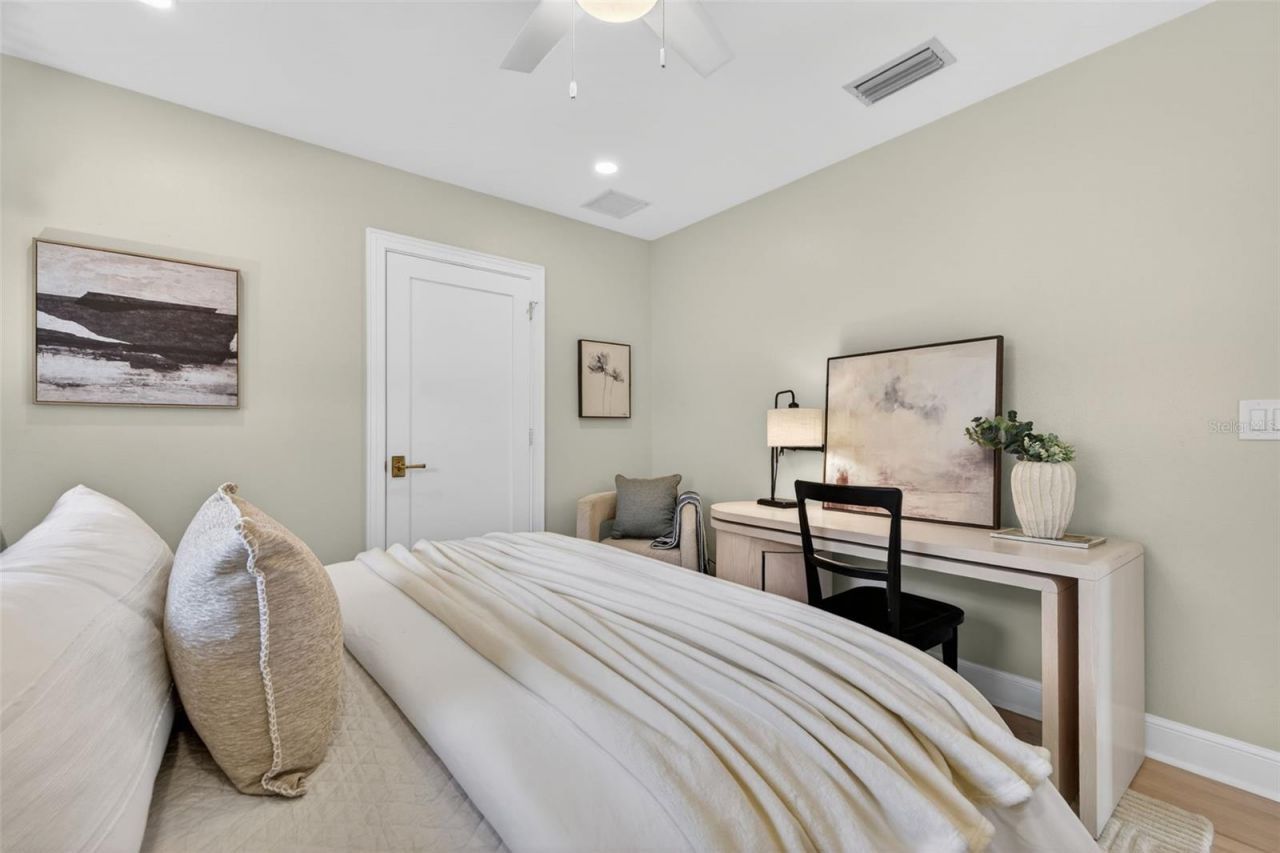 101 27th Avenue N, Saint Petersburg, FL 33704 Photo