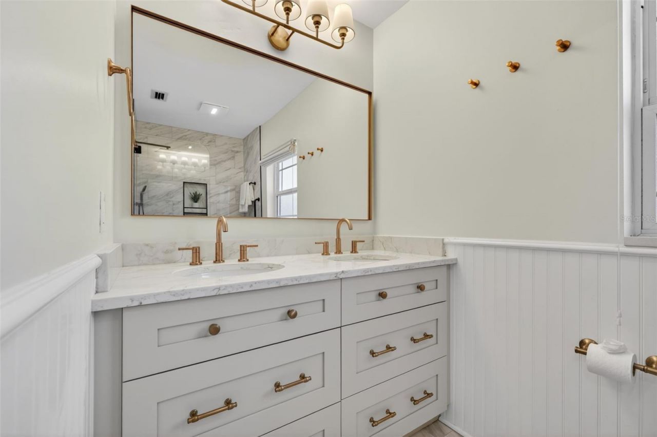 101 27th Avenue N, Saint Petersburg, FL 33704 Photo