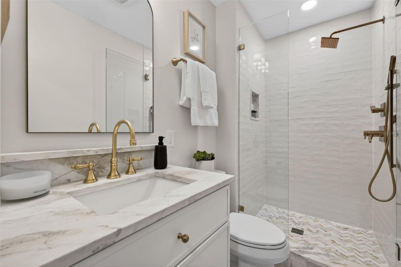 101 27th Avenue N, Saint Petersburg, FL 33704 Photo