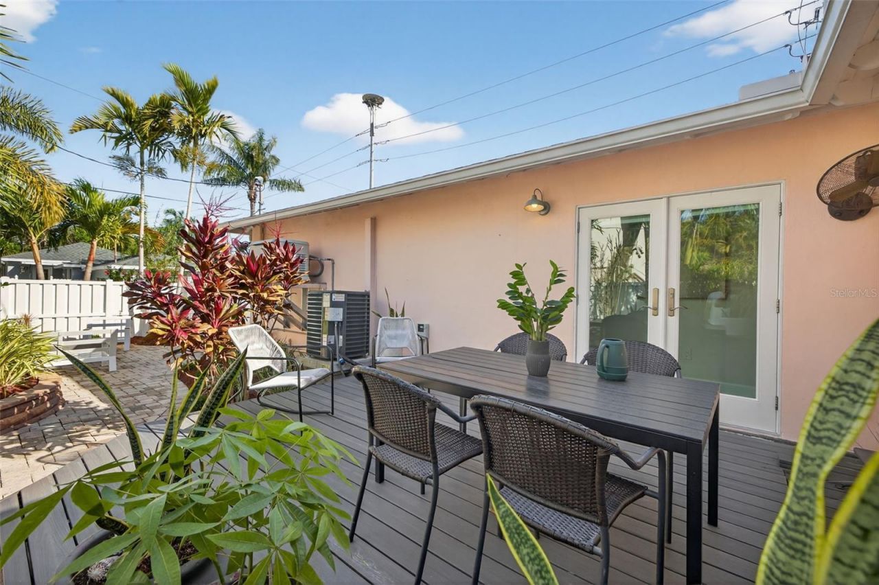 101 27th Avenue N, Saint Petersburg, FL 33704 Photo