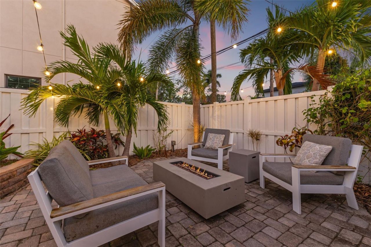 101 27th Avenue N, Saint Petersburg, FL 33704 Photo