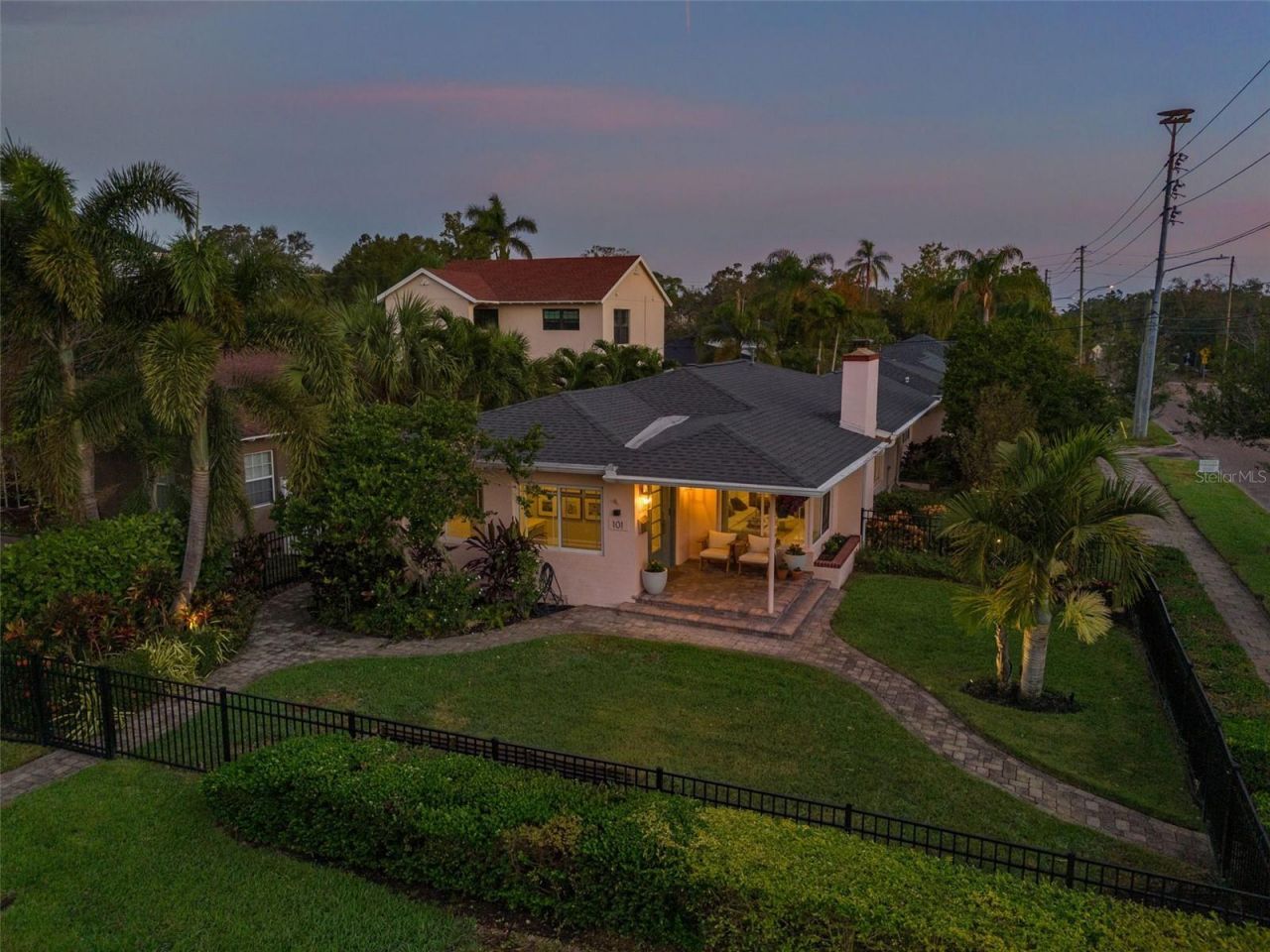 101 27th Avenue N, Saint Petersburg, FL 33704 Photo