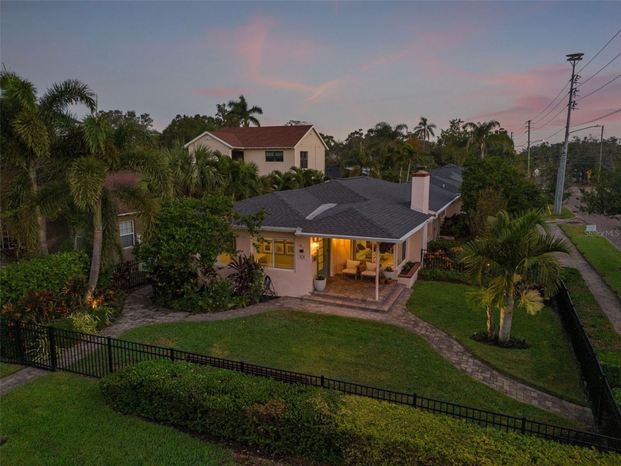 101 27th Avenue N, Saint Petersburg, FL 33704 Photo