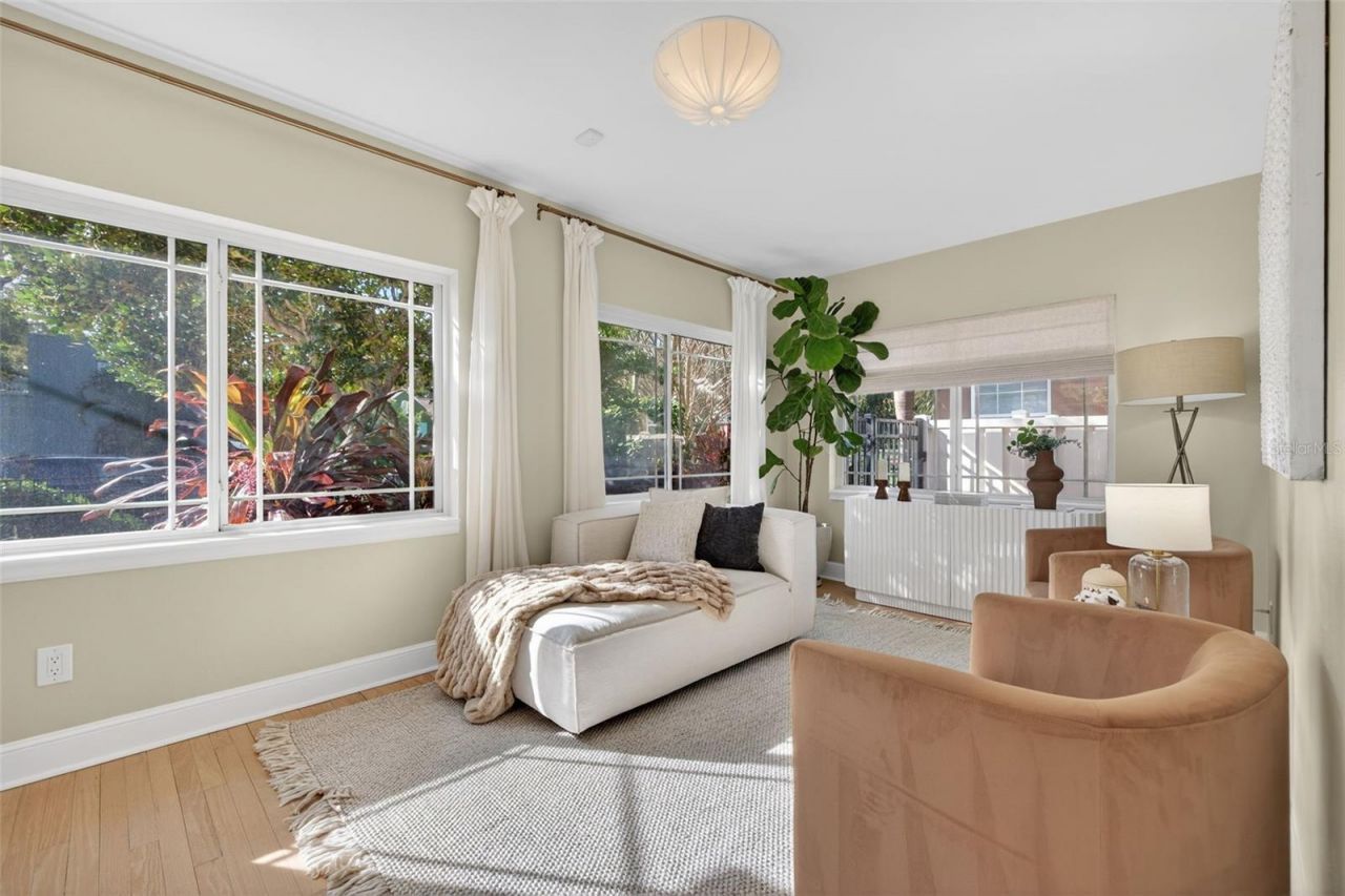 101 27th Avenue N, Saint Petersburg, FL 33704 Photo