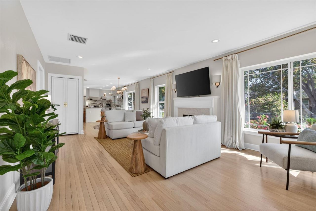 101 27th Avenue N, Saint Petersburg, FL 33704 Photo