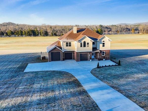 1118 Espalier Drive, Decatur, TN 37322