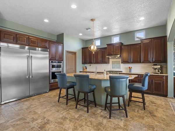 5513 Pikes Peak Loop NE, Rio Rancho, NM 87144