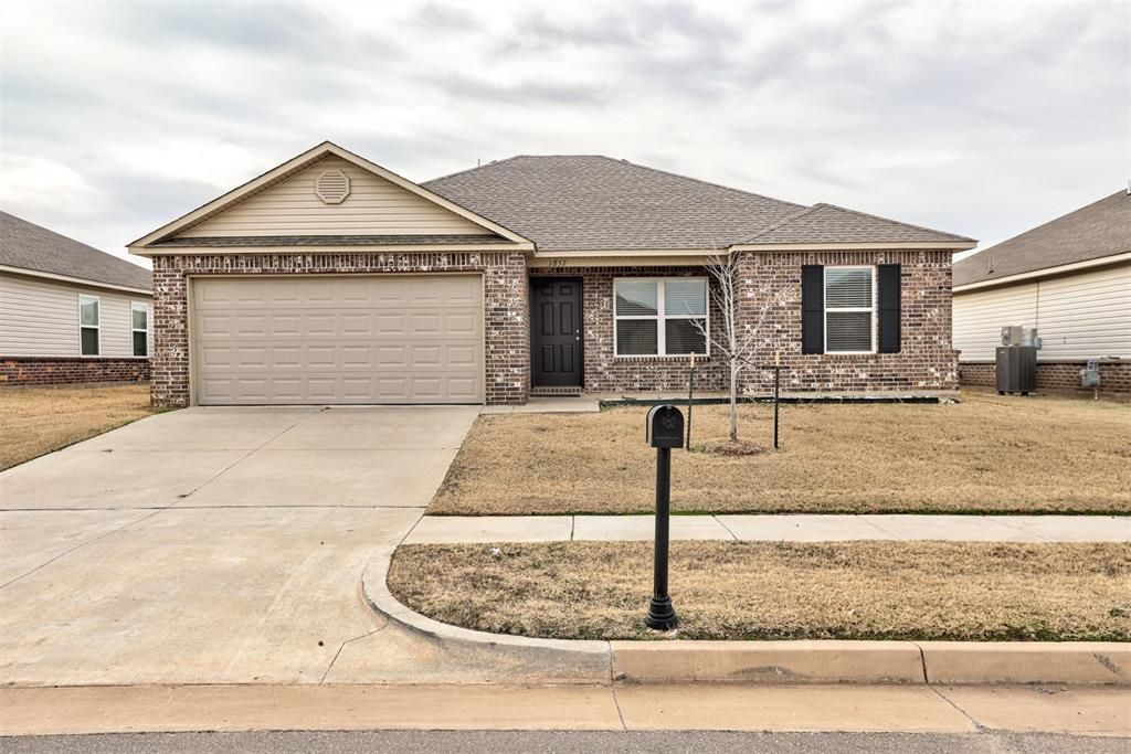 1857 Jack Rabbit Lane, El Reno, OK 73036 Main Photo
