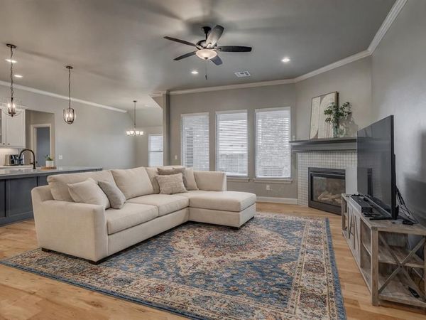 509 Carlow Way, Yukon, OK 73099