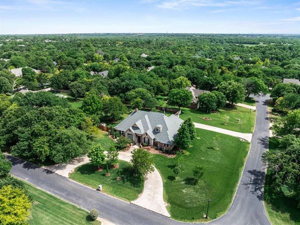 23380 Hunters Spring Drive, Edmond, OK 73025
