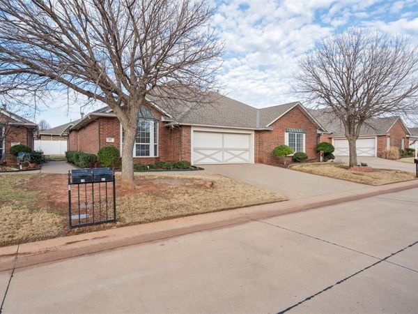 25 Red Admiral Way, Edmond, OK 73013