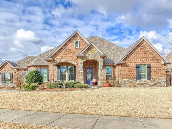 2233 War Eagle Lane, Yukon, OK 73099