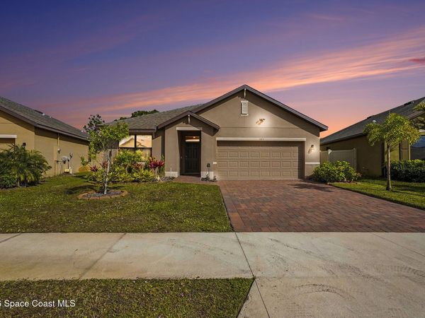 543 Old Country Road SE, Palm Bay, FL 32909