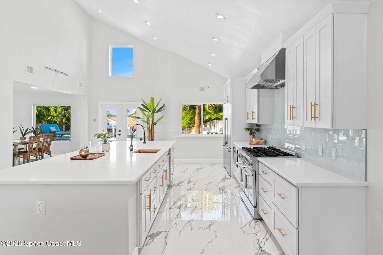 398 Riverview Lane, Melbourne Beach, FL 32951 Photo
