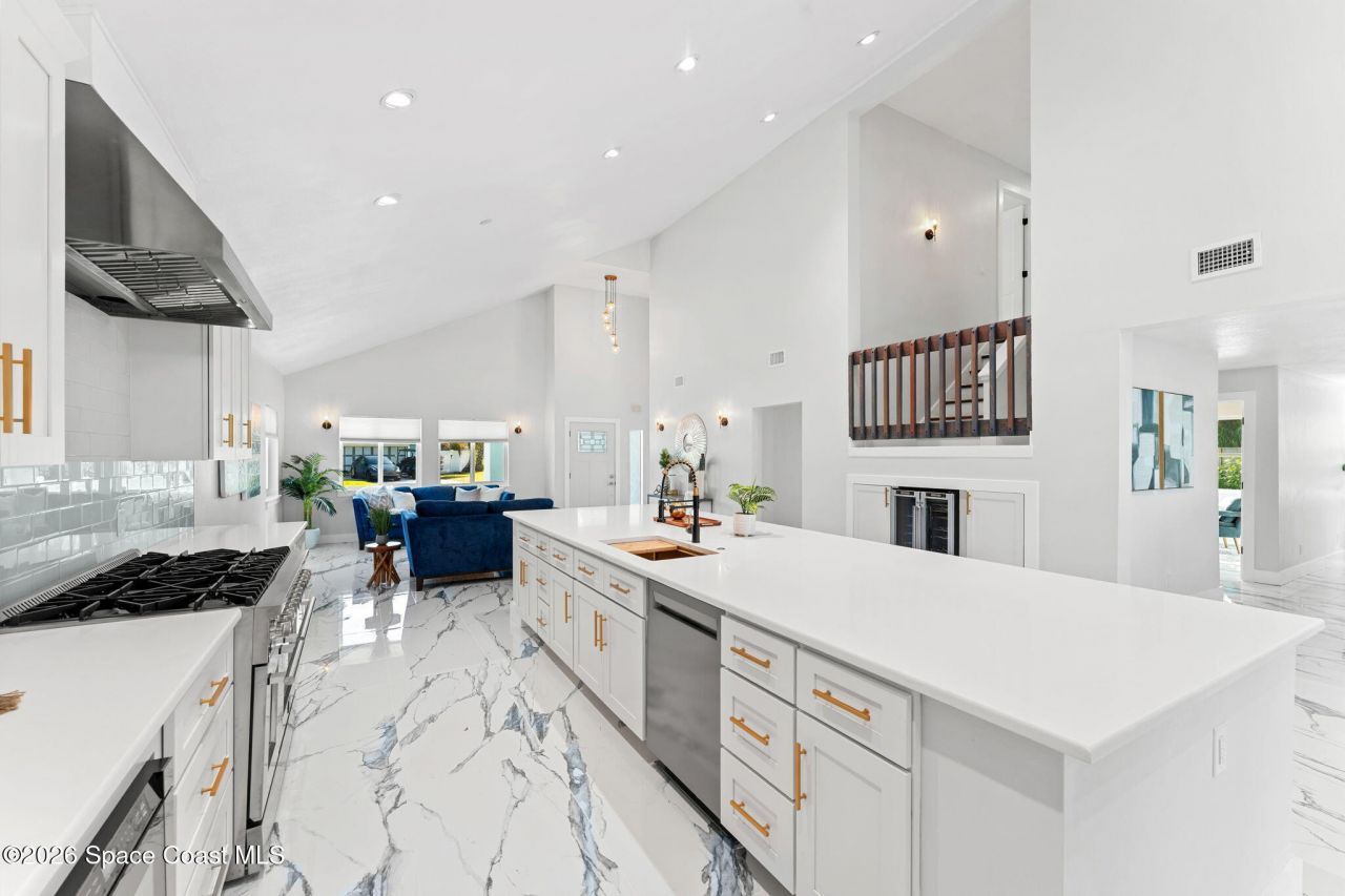 398 Riverview Lane, Melbourne Beach, FL 32951 Photo