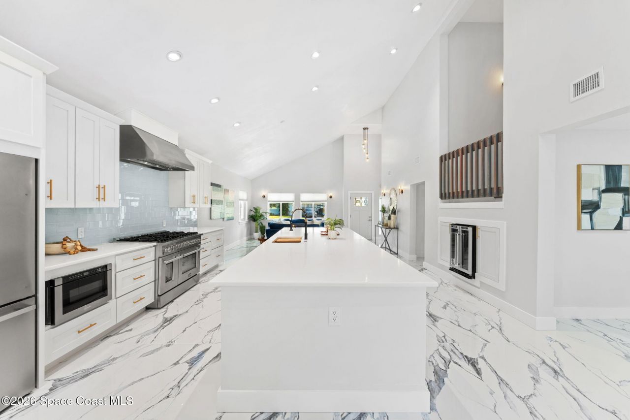 398 Riverview Lane, Melbourne Beach, FL 32951 Photo