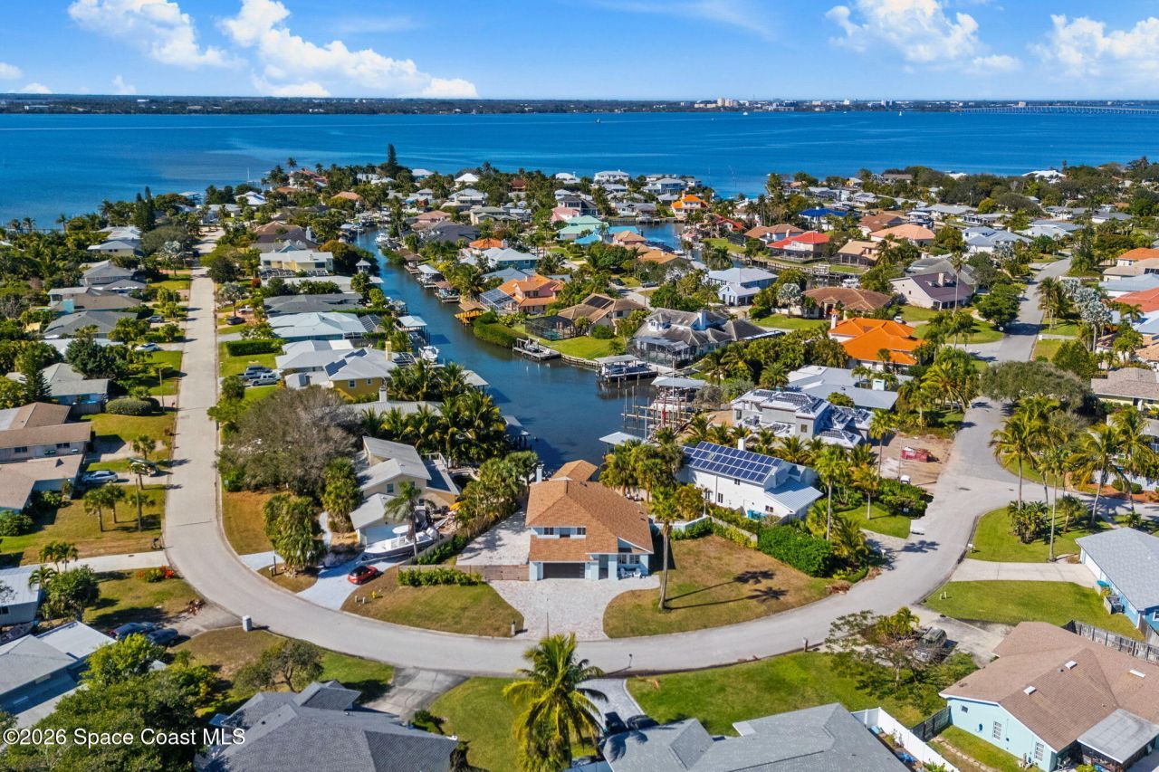 398 Riverview Lane, Melbourne Beach, FL 32951 Photo