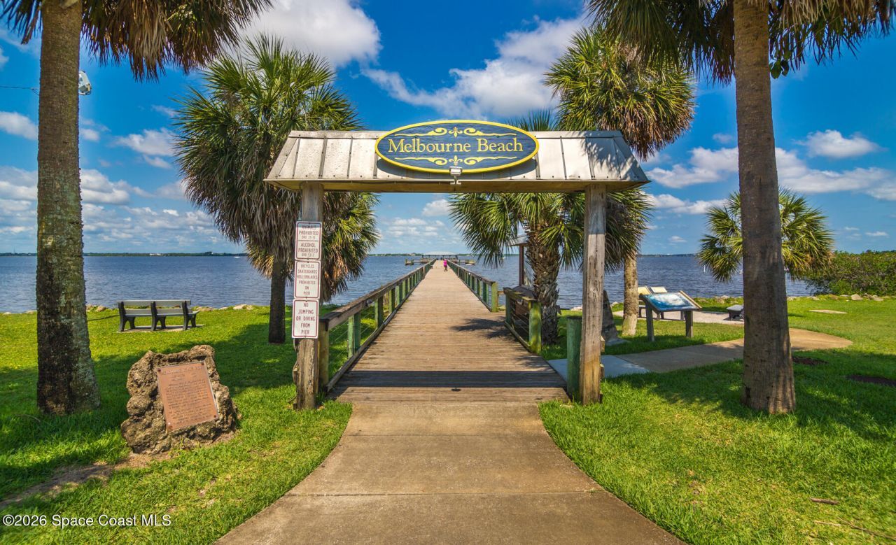 398 Riverview Lane, Melbourne Beach, FL 32951 Photo