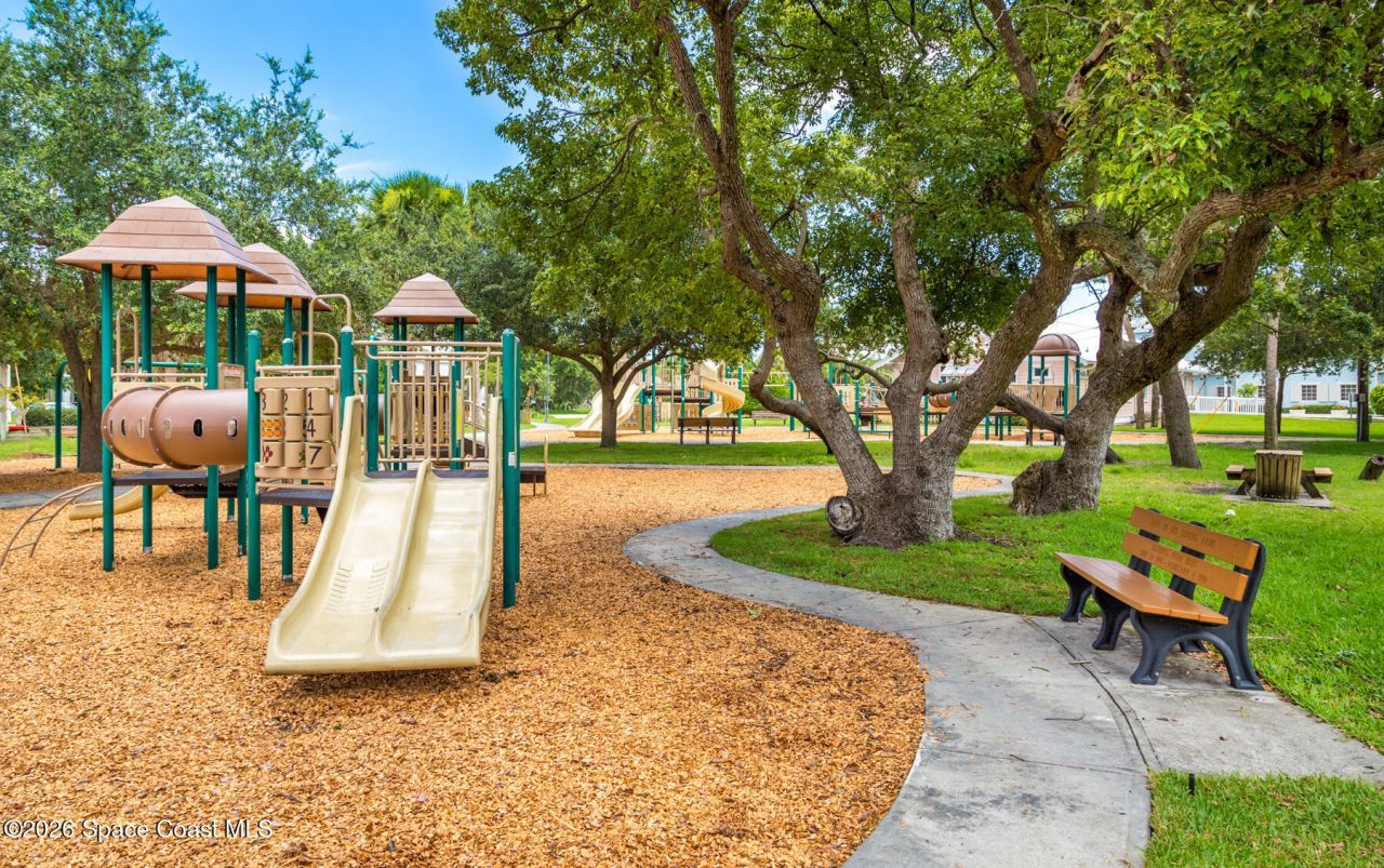 398 Riverview Lane, Melbourne Beach, FL 32951 Photo