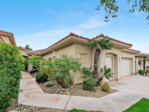 207 Kavenish Drive, Rancho Mirage, CA 92270