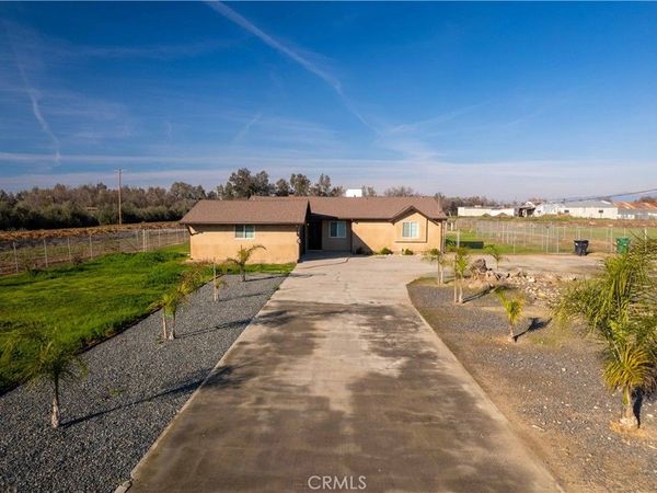 23404 Avenue 104, Terra Bella, CA 93270