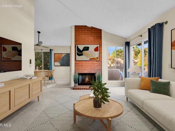 245 Oakleaf Drive, Unit 202, Thousand Oaks, CA 91360